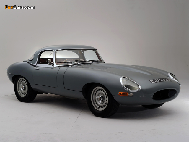 Photos of Jaguar E-Type Lightweight Roadster (Series I) 1964 (640 x 480)