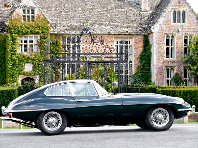 Photos of Jaguar E-Type Fixed Head Coupe (Series II) 1968–71 (800 x 600)