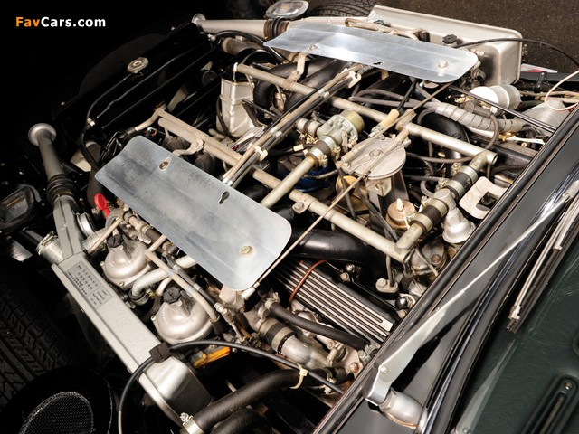 Photos of Jaguar E-Type V12 Roadster Commemorative Edition (Series III) 1974 (640 x 480)