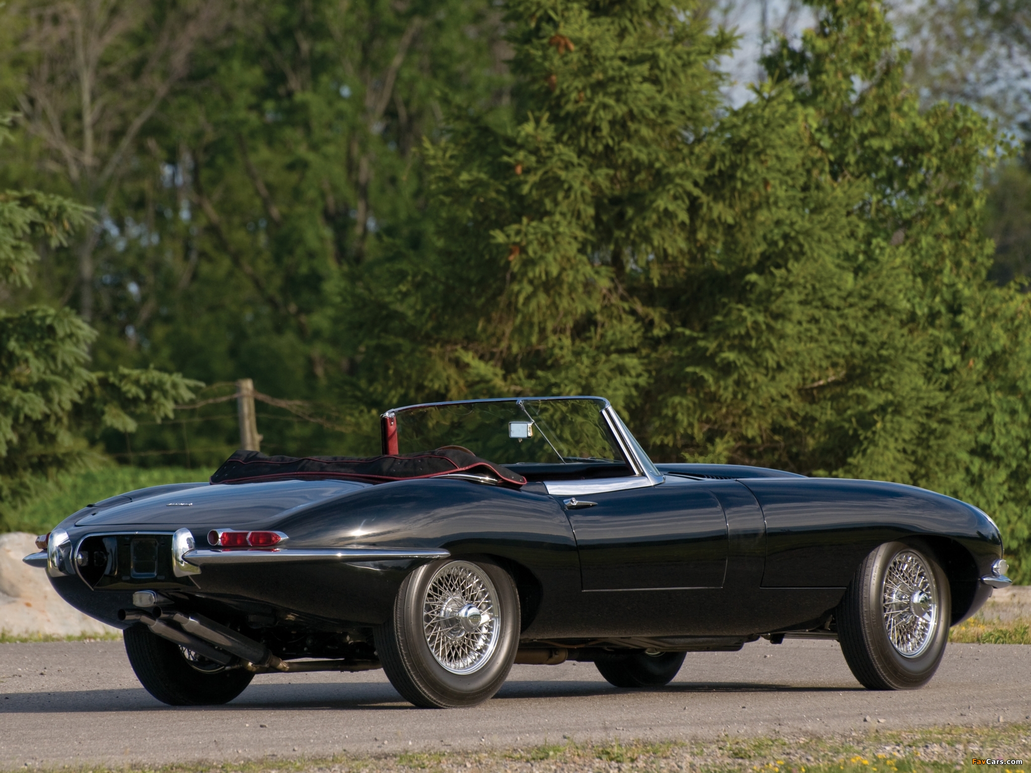 Pictures of Jaguar E-Type Open Two Seater (Series I) 1961–67 (2048 x 1536)