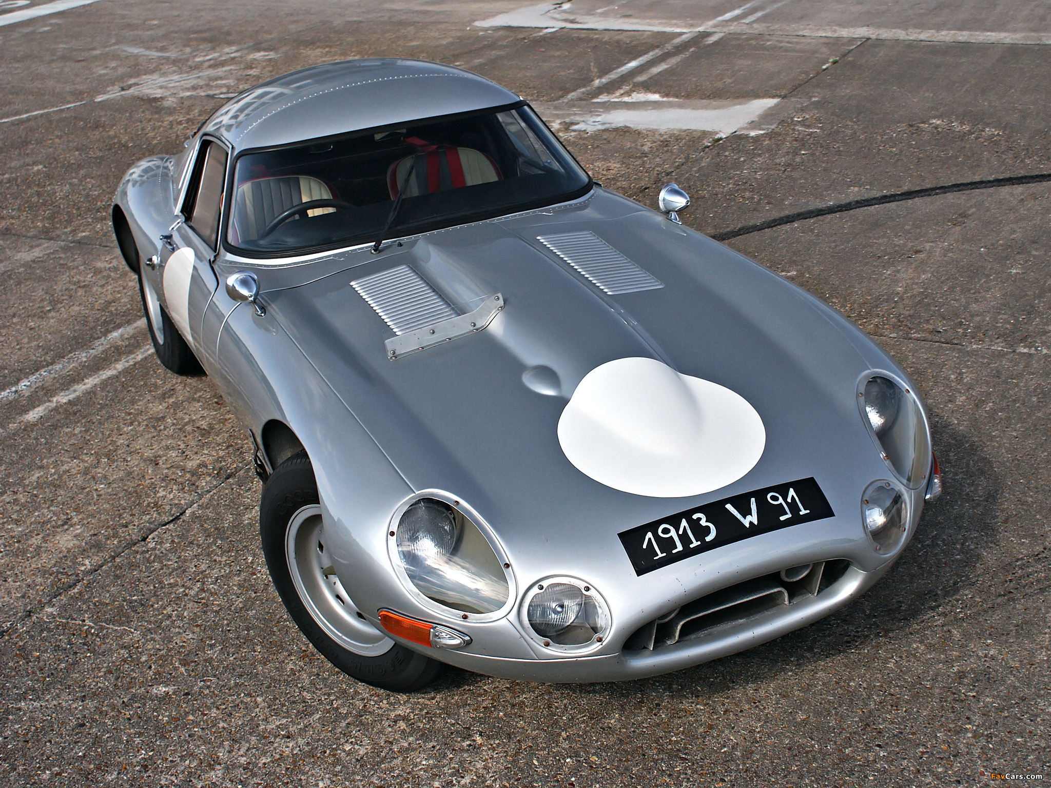 Pictures of Jaguar E-Type Low-Drag Coupe (Series I) 1962 (2048 x 1536)