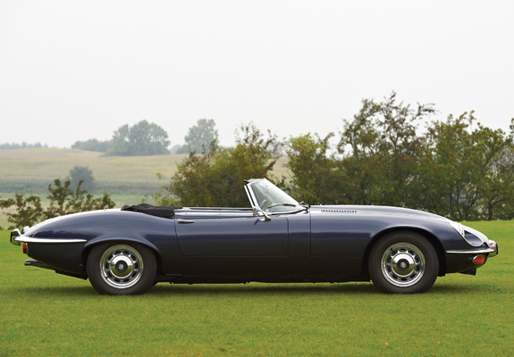Pictures of Jaguar E-Type V12 Open Two Seater (Series III) 1971–75