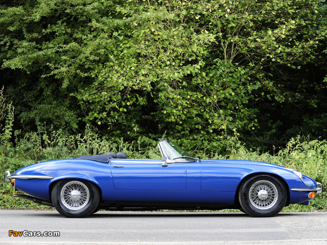Pictures of Jaguar E-Type V12 Open Two Seater UK-spec (Series III) 1971–74 (640 x 480)