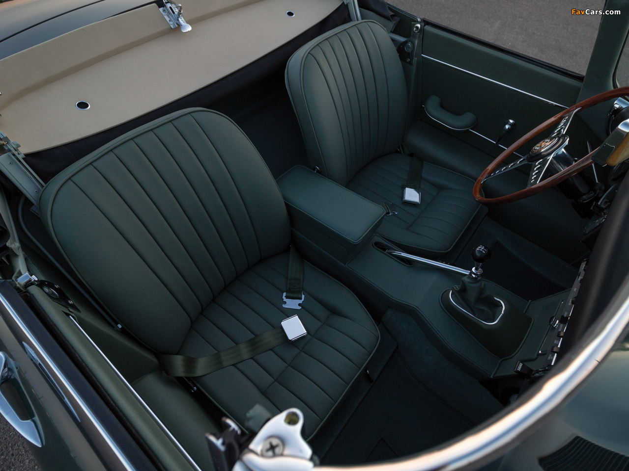 Jaguar E-Type 4.2-Litre Open Two Seater EU-spec (XK-E) 1964–1967 wallpapers (1280 x 960)