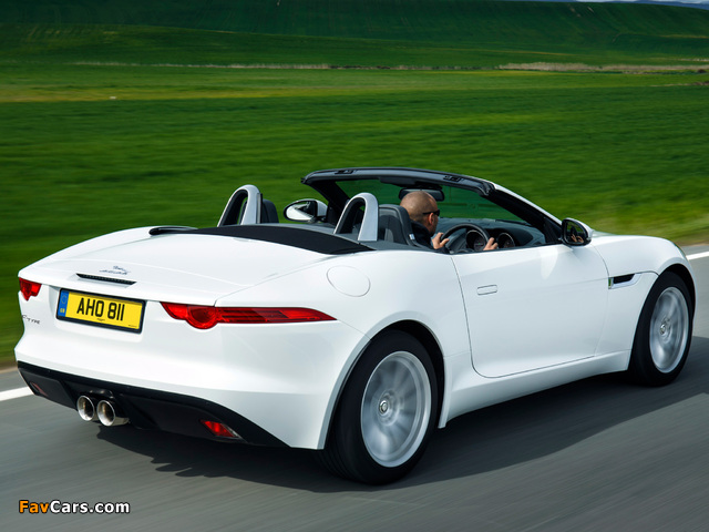 Images of Jaguar F-Type UK-spec 2013 (640 x 480)