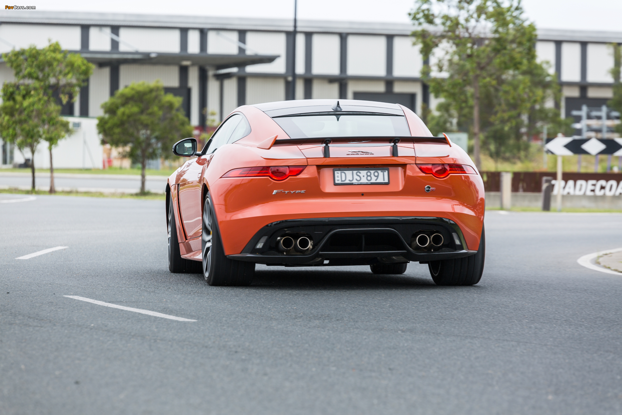 Images of Jaguar F-Type SVR Coupé AU-spec 2016 (2048 x 1366)