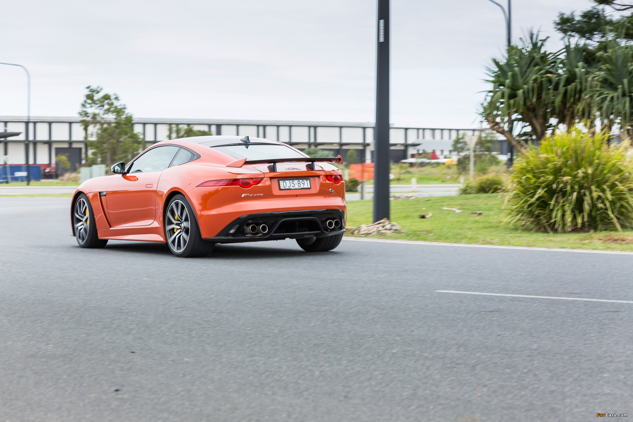 Images of Jaguar F-Type SVR Coupé AU-spec 2016 (2048 x 1366)