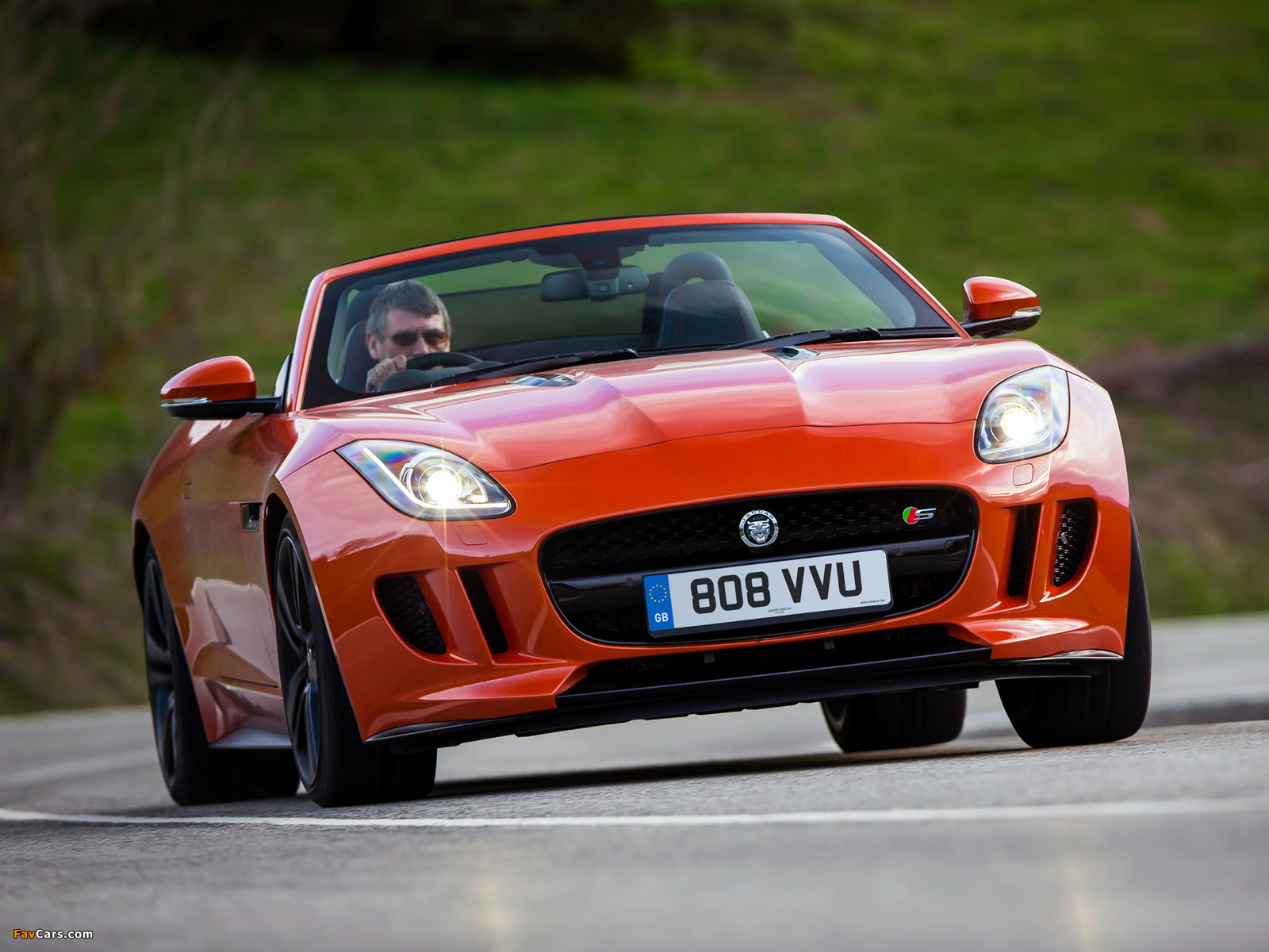 Jaguar F-Type V8 S UK-spec 2013 photos (1600 x 1200)