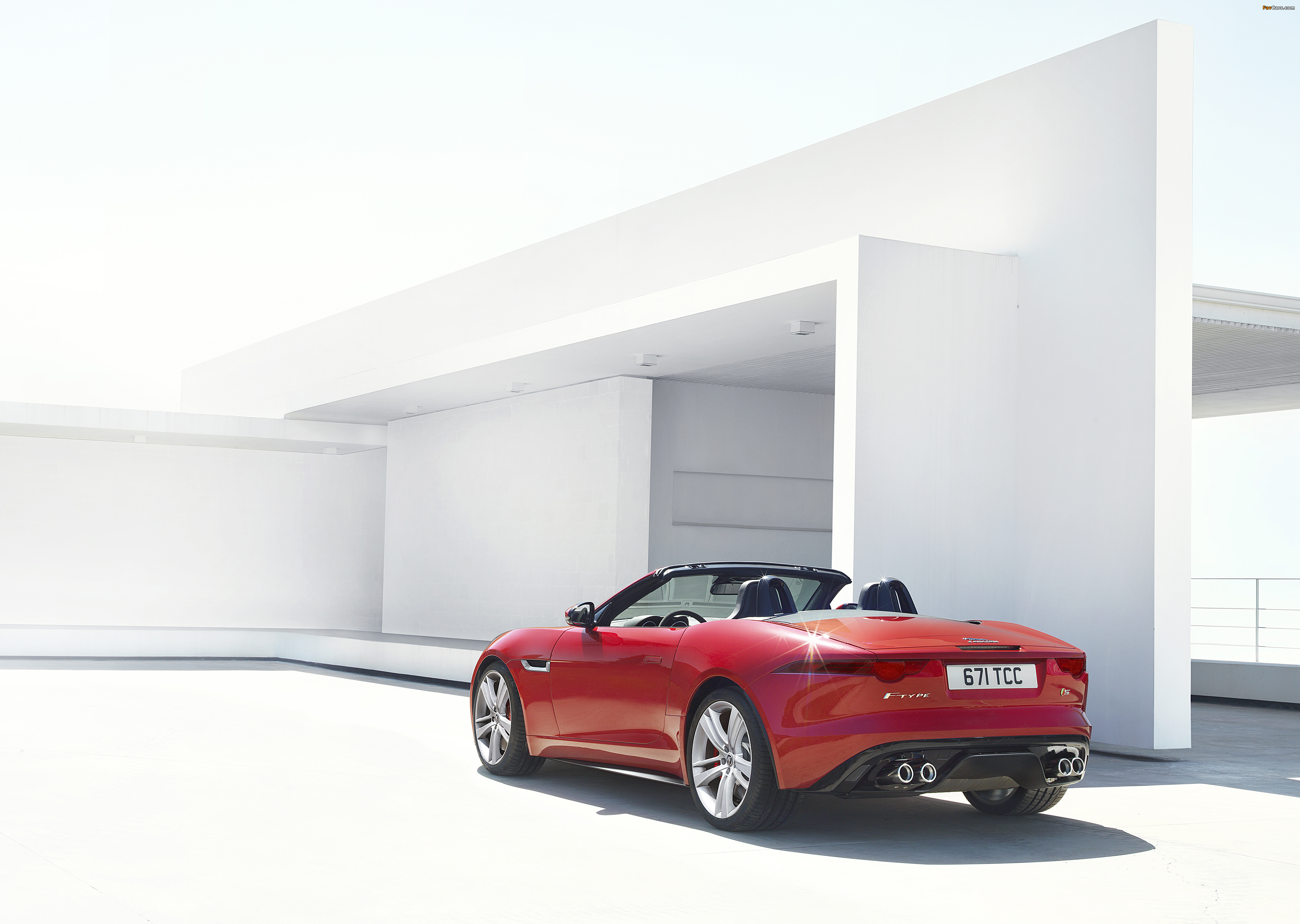 Jaguar F-Type V8 S Convertible 2013 wallpapers (4096 x 2912)