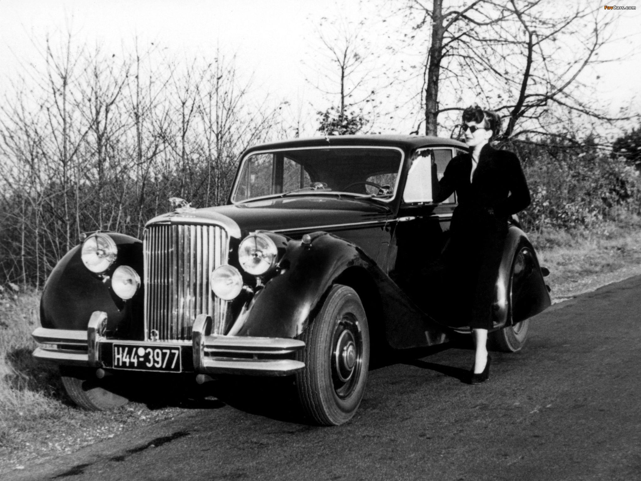 Jaguar Mark V Saloon 1948–51 pictures (2048 x 1536)