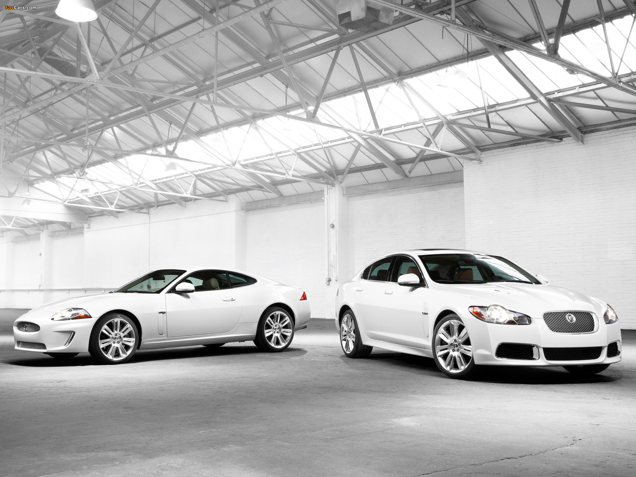 Images of Jaguar XKR Coupe & XFR 2009 (2048 x 1536)