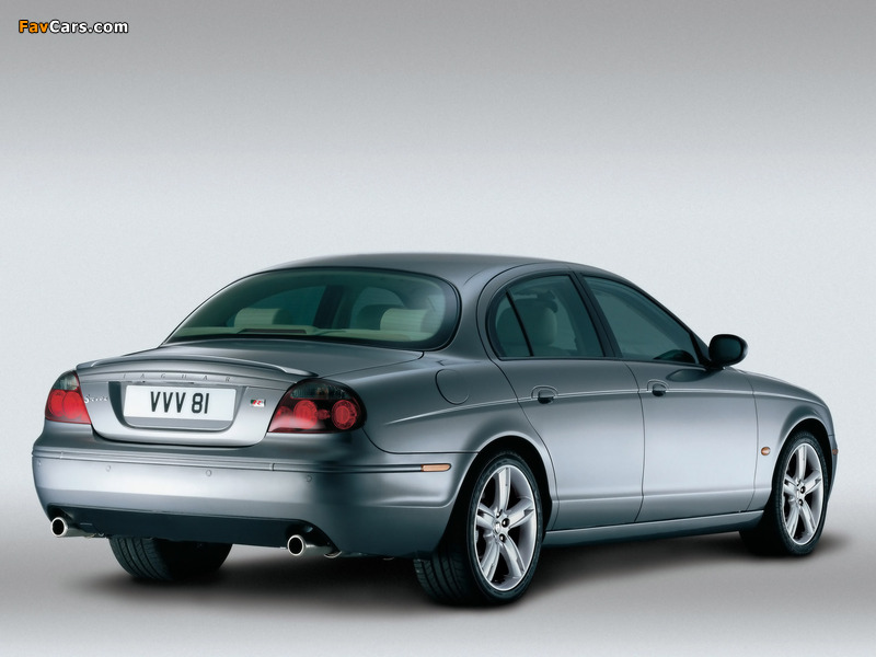 Jaguar S-Type R 2002–08 pictures (800 x 600)