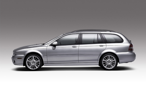 Images of Jaguar X-Type Estate 2007–09