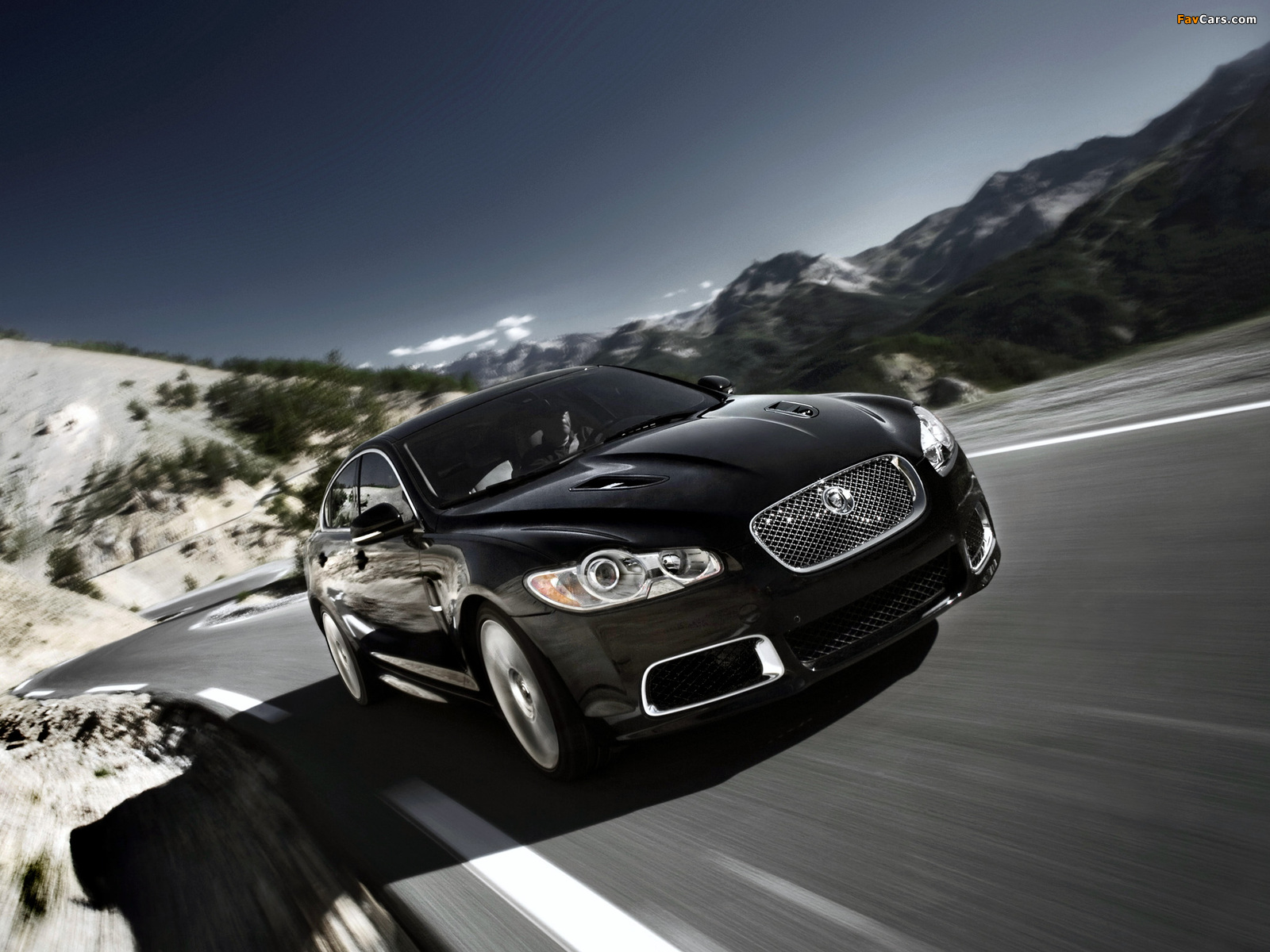 Jaguar XFR 2009–11 images (1600 x 1200)