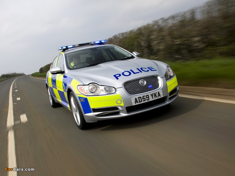 Jaguar XF Diesel S Police 2009–11 pictures (800 x 600)