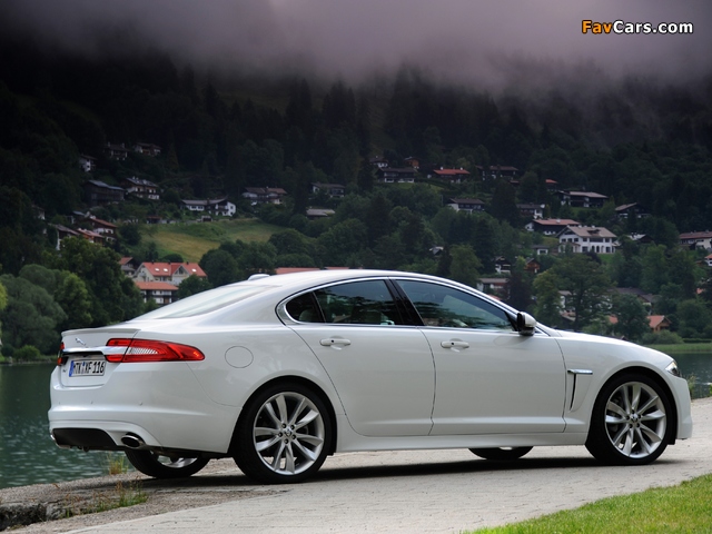 Jaguar XF 3.0 Diesel Option Pack 2011 photos (640 x 480)