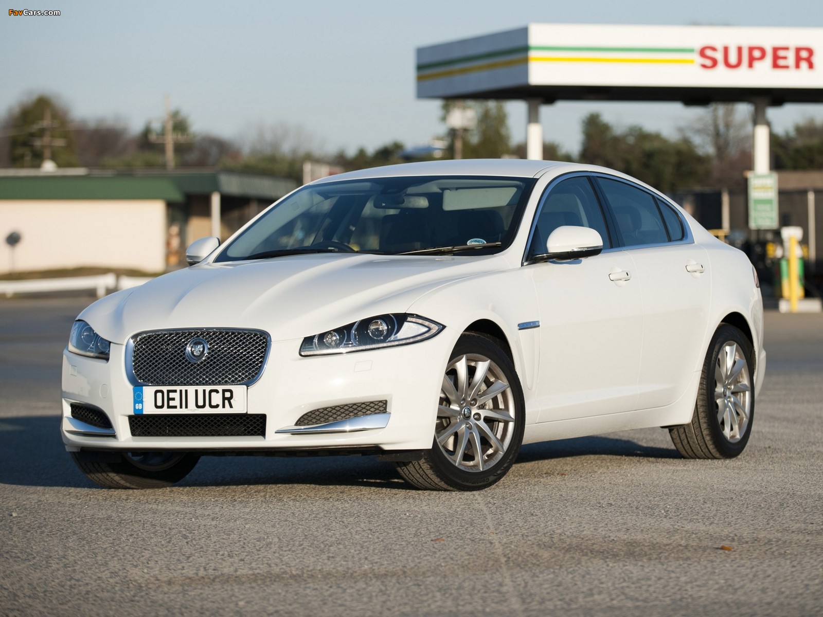 Jaguar XF 2.2 Diesel UK-spec 2011 photos (1600 x 1200)