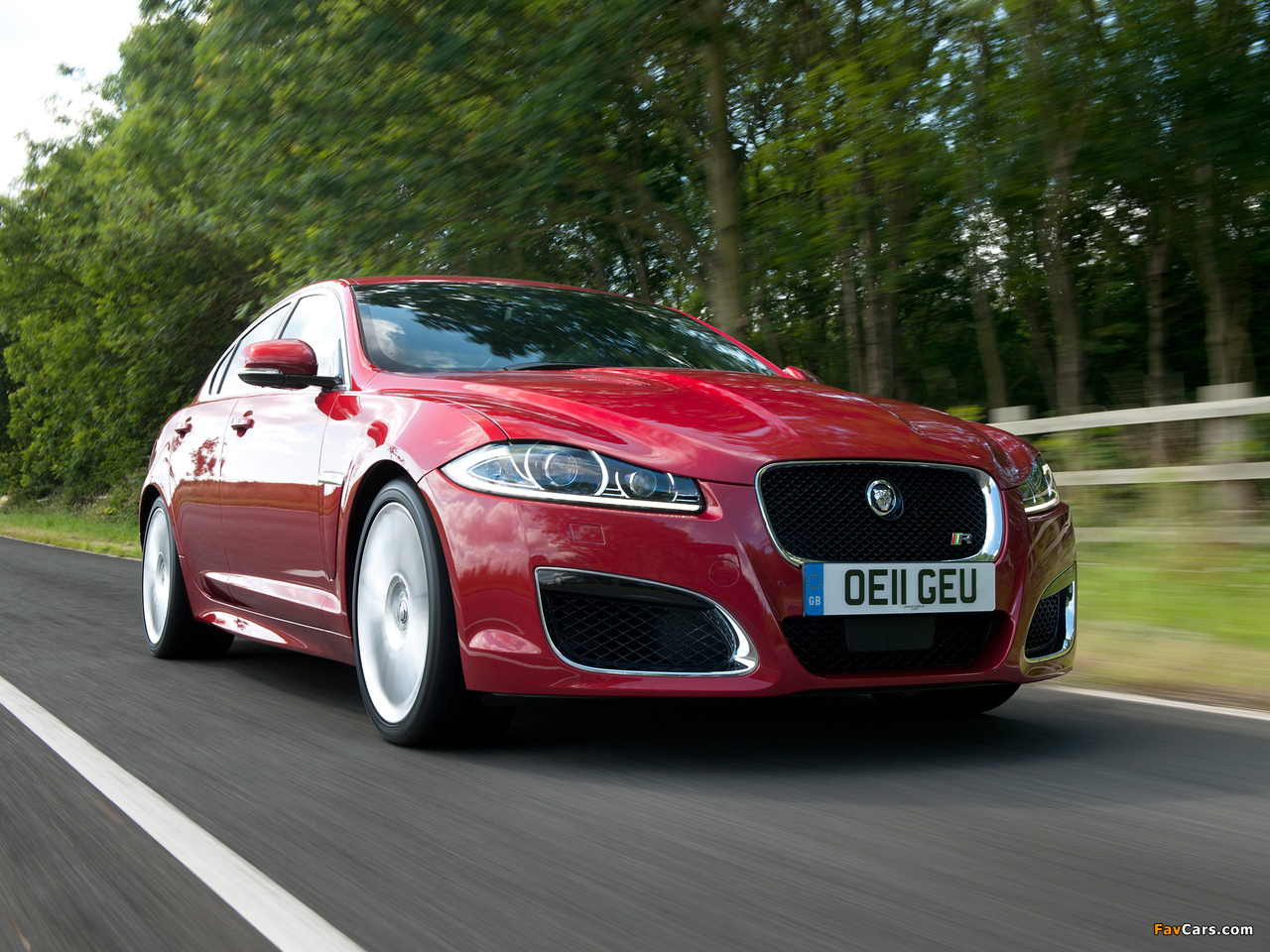 Jaguar XFR UK-spec 2011 pictures (1280 x 960)