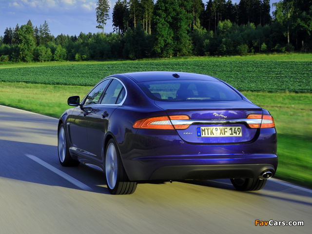 Jaguar XF 2.2 Diesel Option Pack 2011 pictures (640 x 480)
