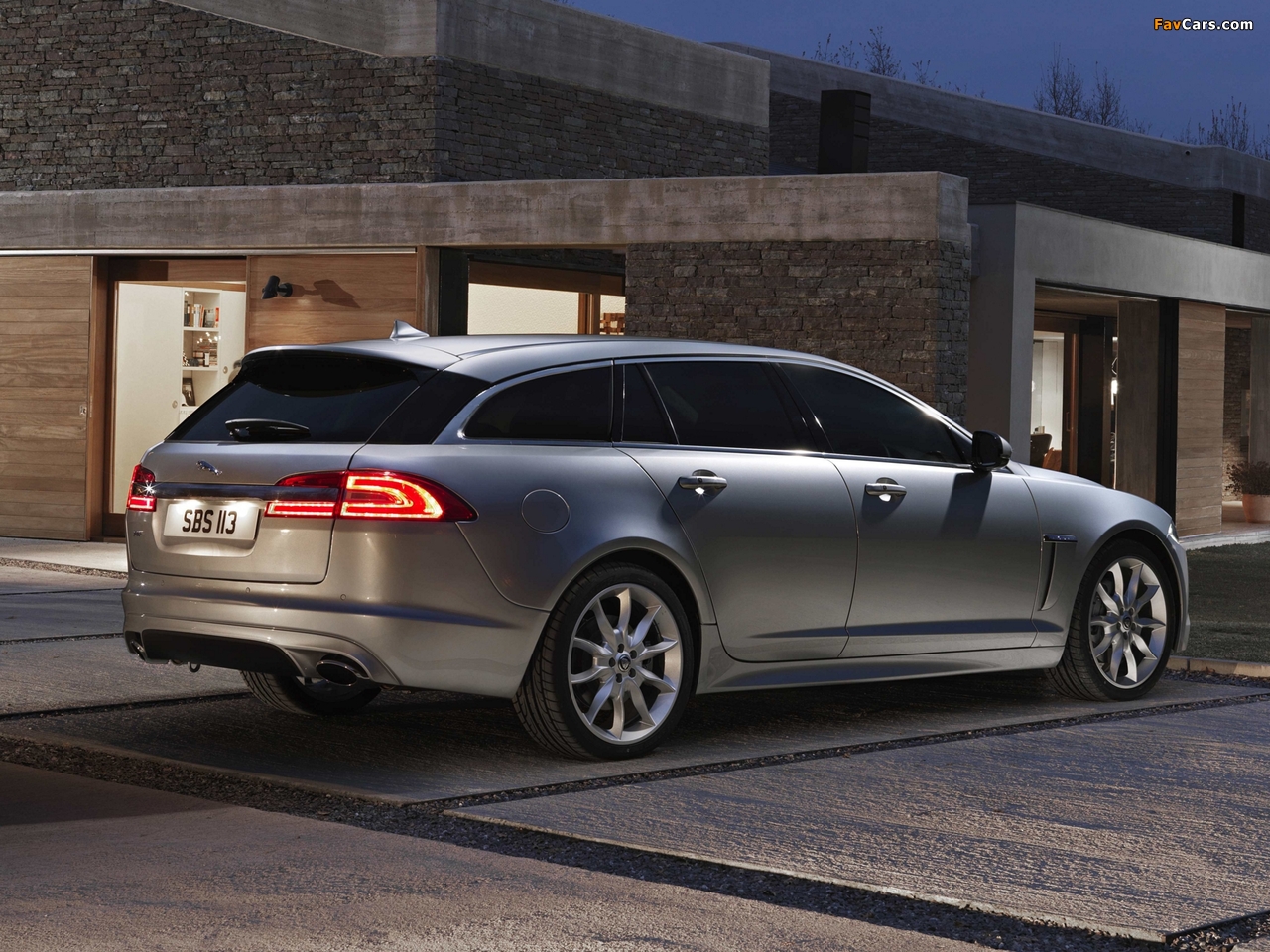 Jaguar XF Sportbrake Option Pack UK-spec 2012 pictures (1280 x 960)