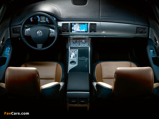 Photos of Jaguar XFR 2009–11 (640 x 480)