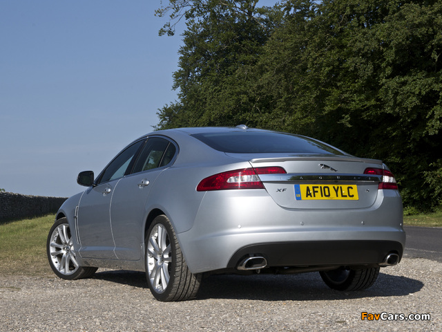 Photos of Jaguar XF Diesel S Option Pack UK-spec 2010–11 (640 x 480)