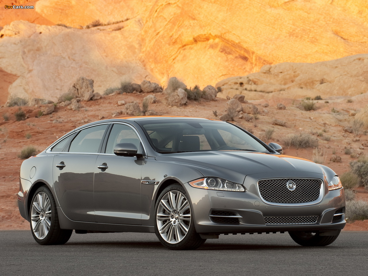 Images of Jaguar XJL US-spec (X351) 2010 (1280 x 960)