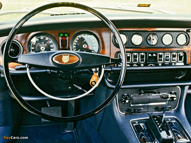 Jaguar XJ12 EU-spec (Series I) 1972–73 pictures (800 x 600)