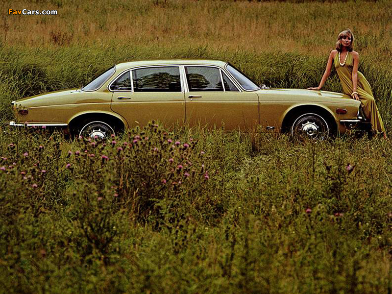 Jaguar XJ12 LWB (Series II) 1973–79 photos (800 x 600)