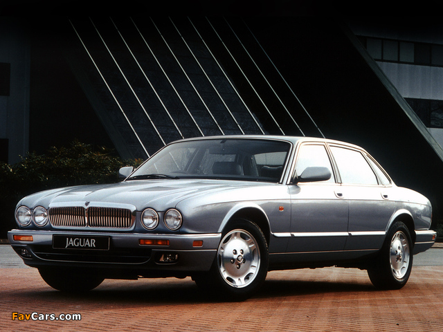 Jaguar XJ Executive (X300) 1994–97 photos (640 x 480)