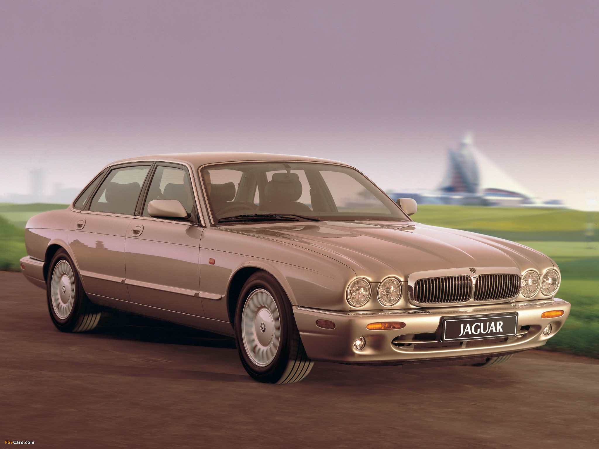 Jaguar XJ8 (X300) 1997–2003 photos (2048 x 1536)