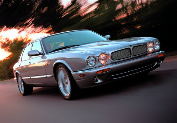 Jaguar XJR (X308) 1997–2003 pictures