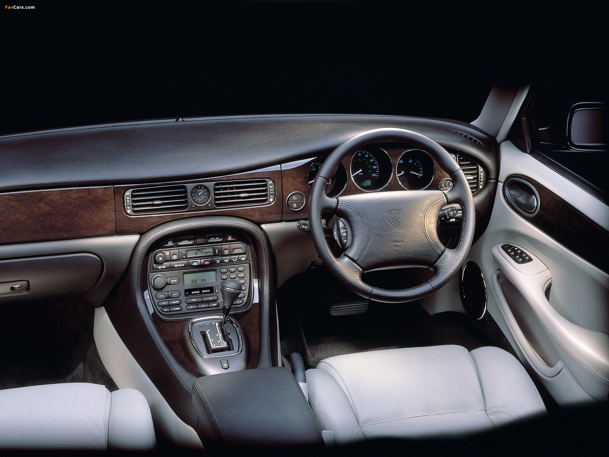 Jaguar XJ Sport (X308) 1997–2003 pictures (2048 x 1536)