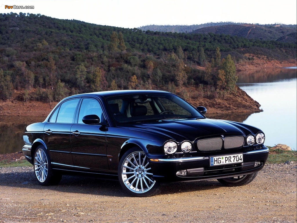 Jaguar XJR EU-spec (X350) 2003–07 images (1024 x 768)