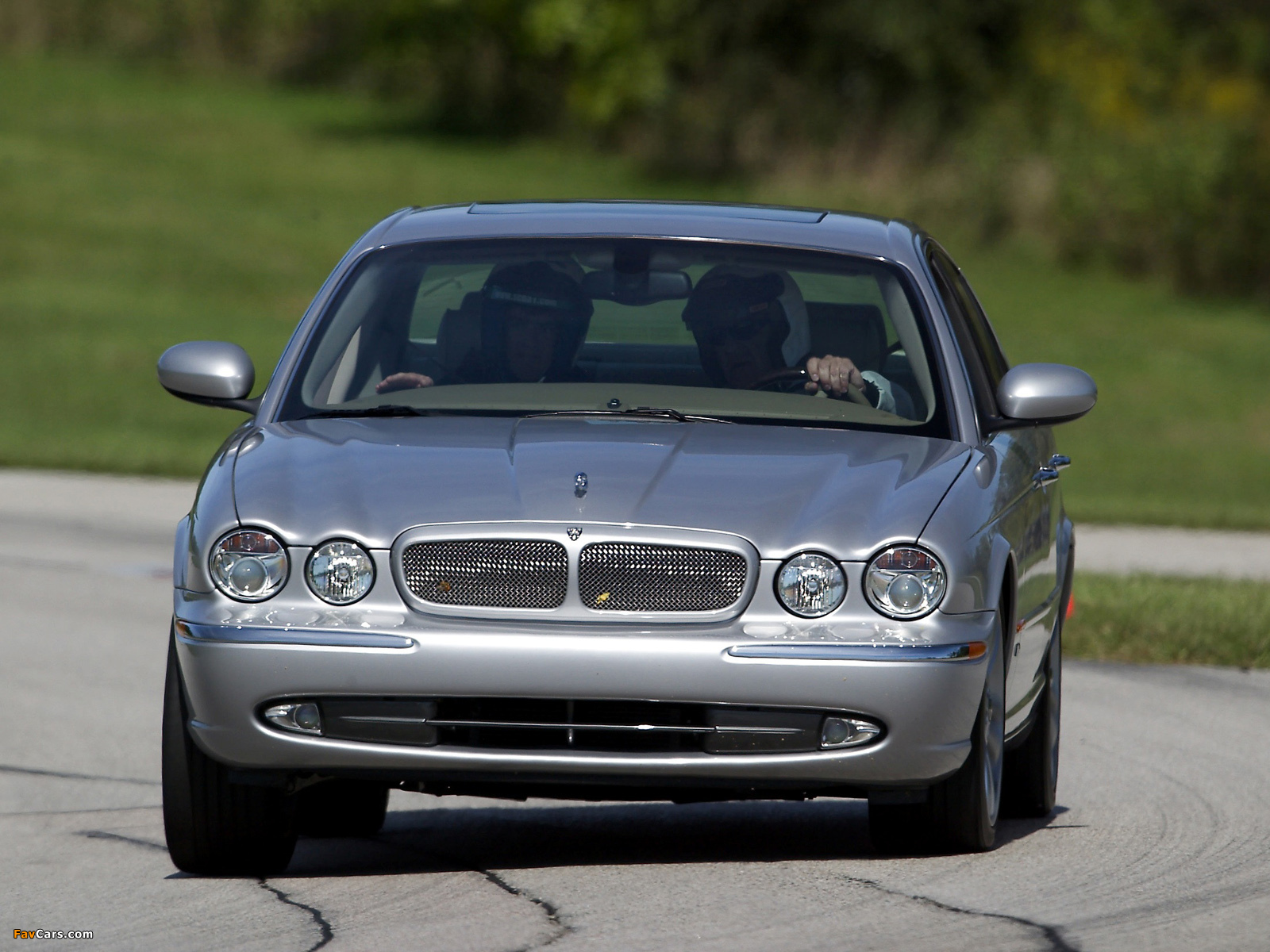 Jaguar XJR US-spec (X350) 2003–07 pictures (1600 x 1200)