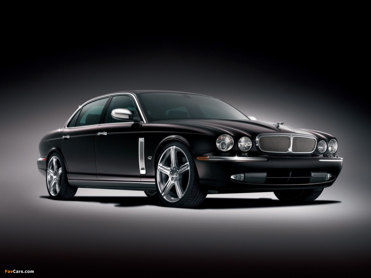 Jaguar XJ Super V8 Portfolio (X350) 2006 photos (1280 x 960)