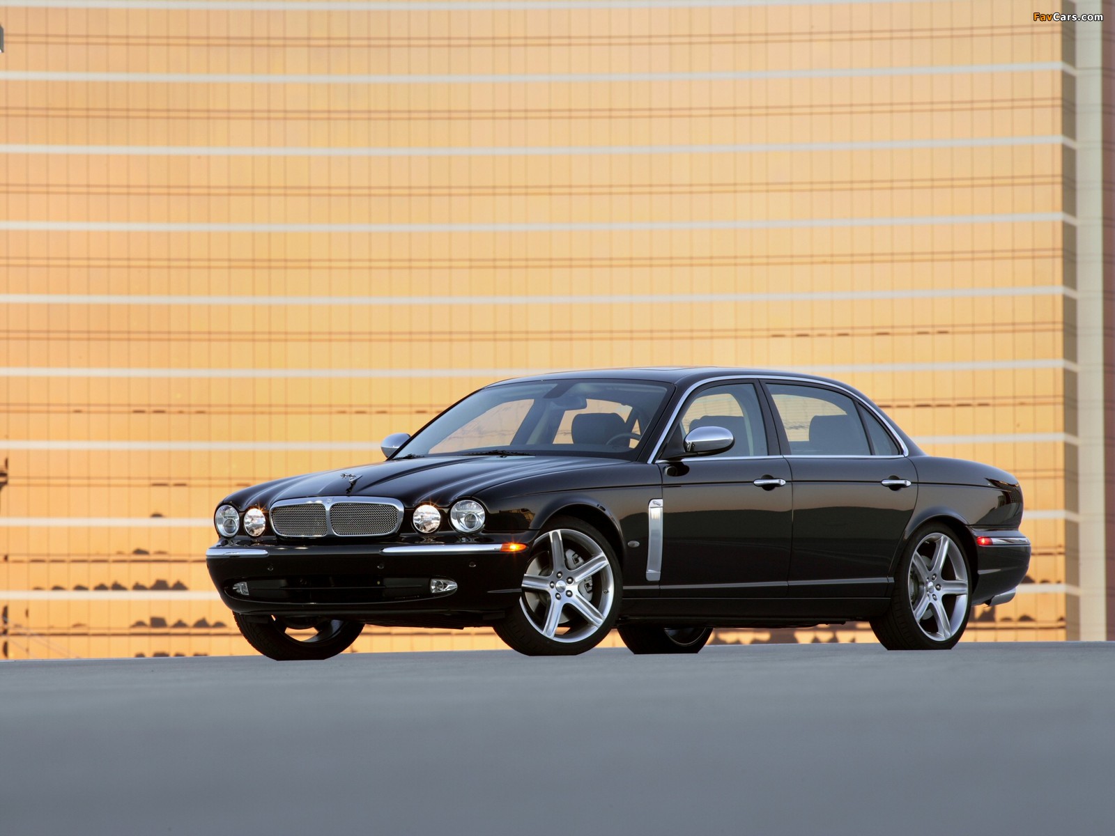 Jaguar XJ Super V8 Portfolio (X350) 2006 photos (1600 x 1200)