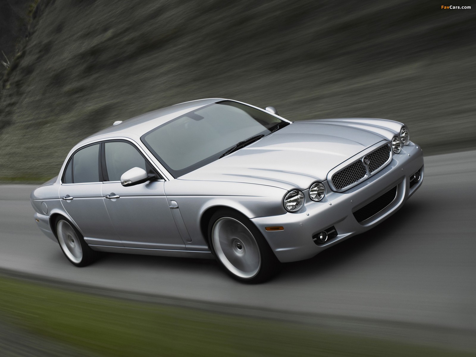 Jaguar XJ (X358) 2007–09 images (1600 x 1200)