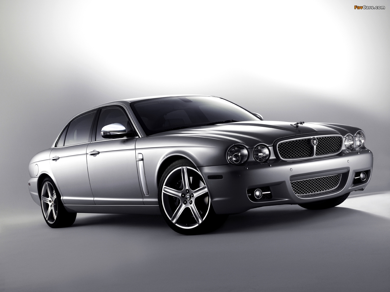 Jaguar XJ LWB (X358) 2007–09 photos (1280 x 960)