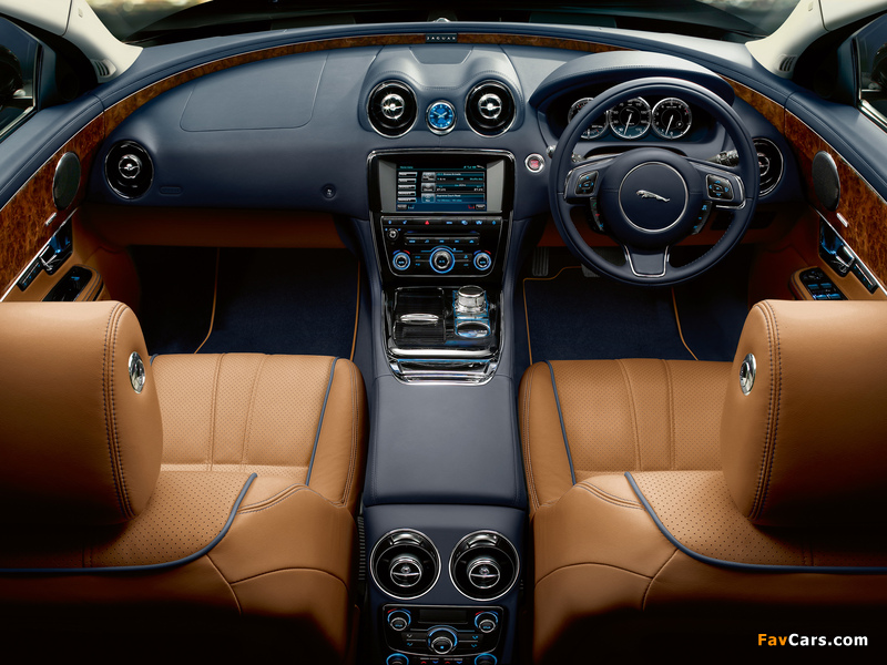 Jaguar XJ UK-spec (X351) 2009 photos (800 x 600)