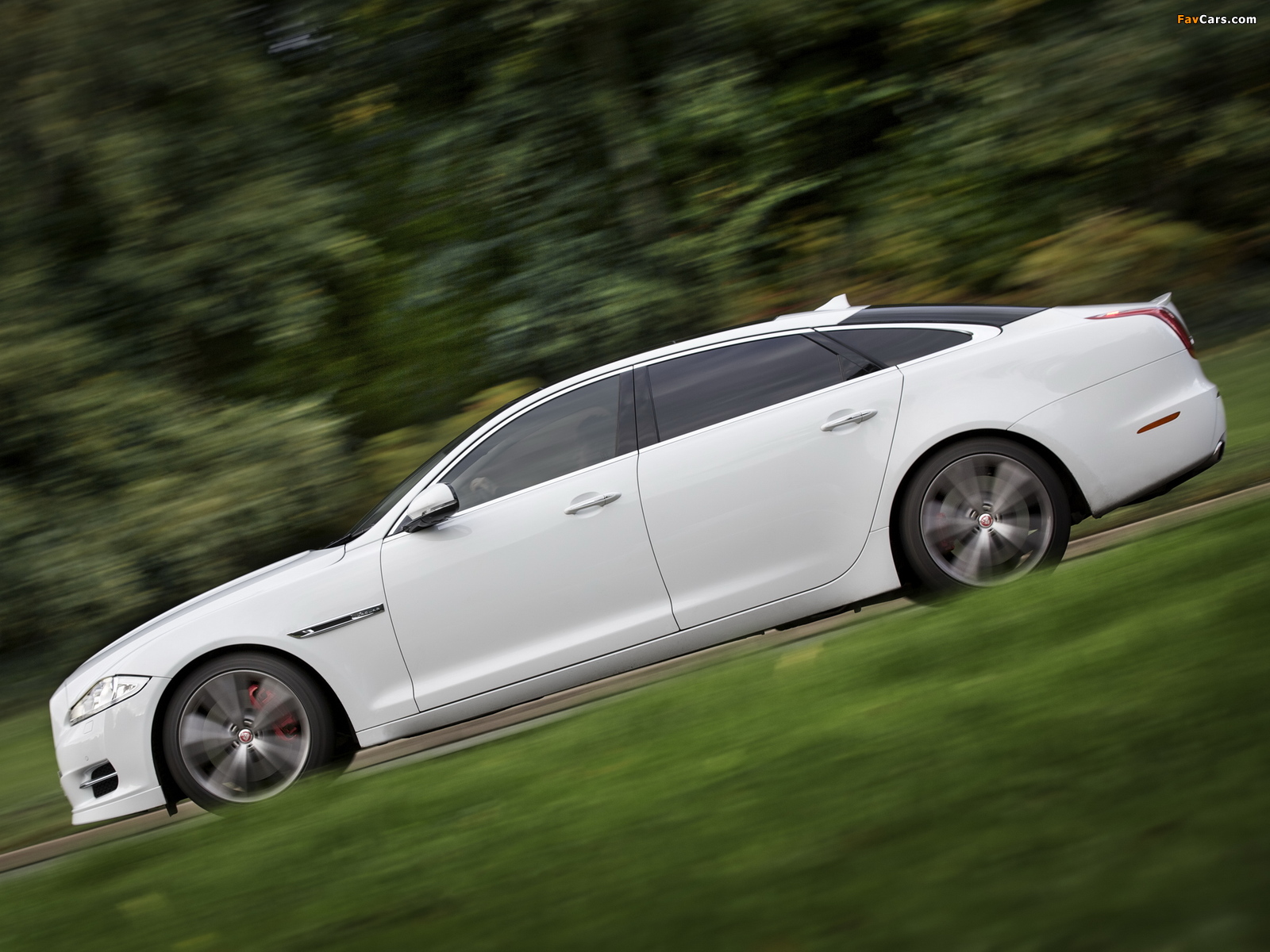 Jaguar XJL Supersport UK-spec 2010 images (1600 x 1200)