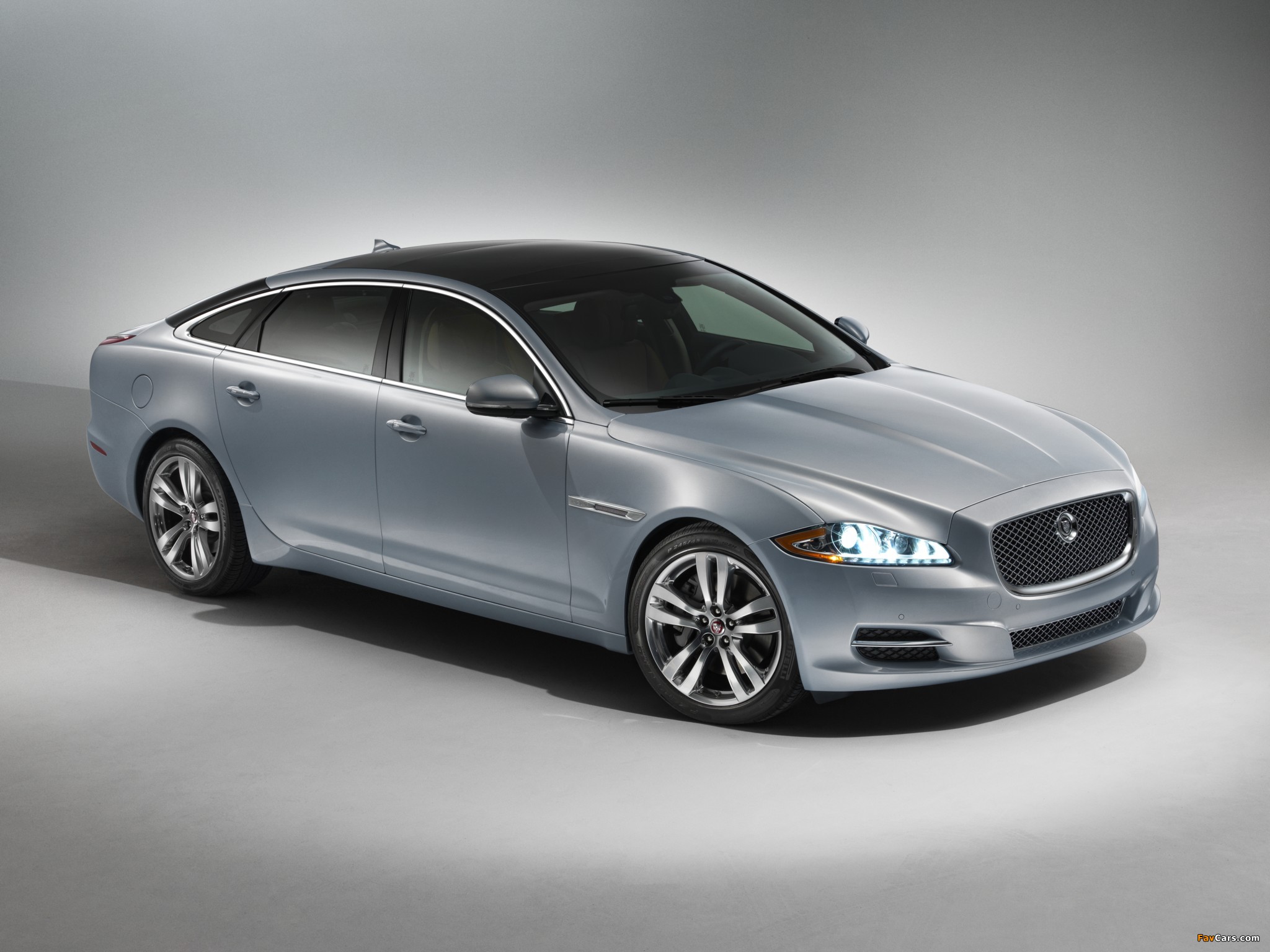 Jaguar XJL US-spec (X351) 2010 pictures (2048 x 1536)