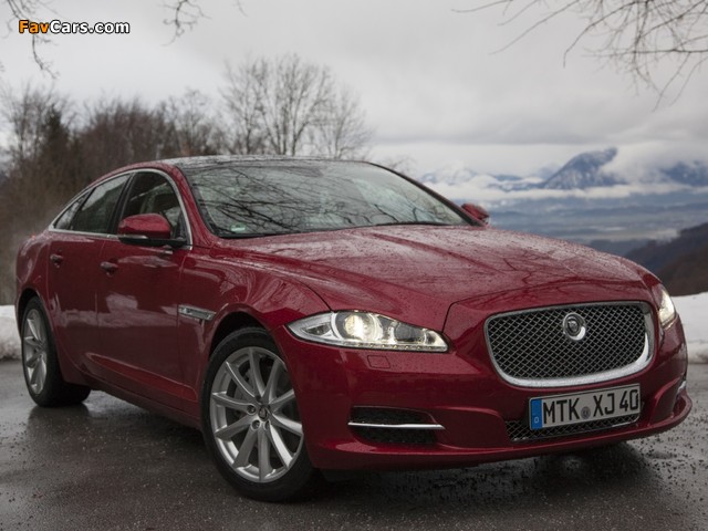 Jaguar XJ AWD (X351) 2012 images (640 x 480)