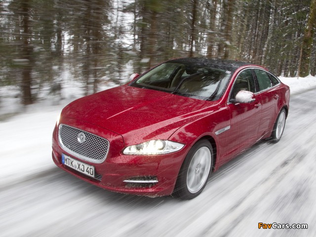 Jaguar XJ AWD (X351) 2012 images (640 x 480)