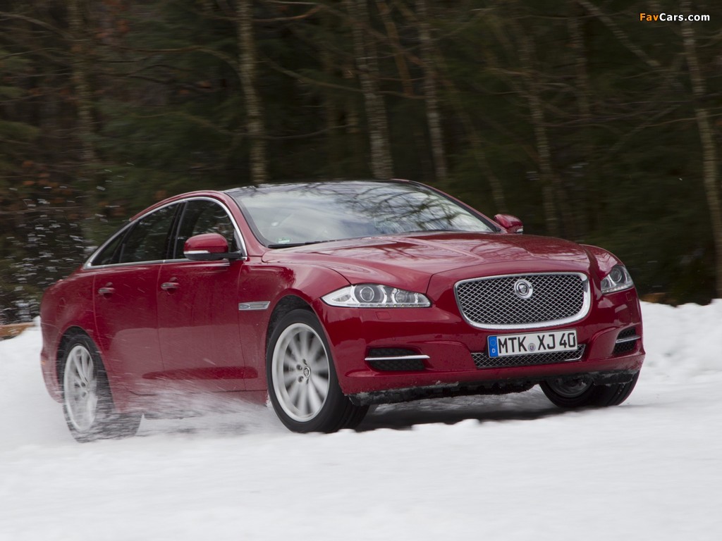 Jaguar XJ AWD (X351) 2012 photos (1024 x 768)