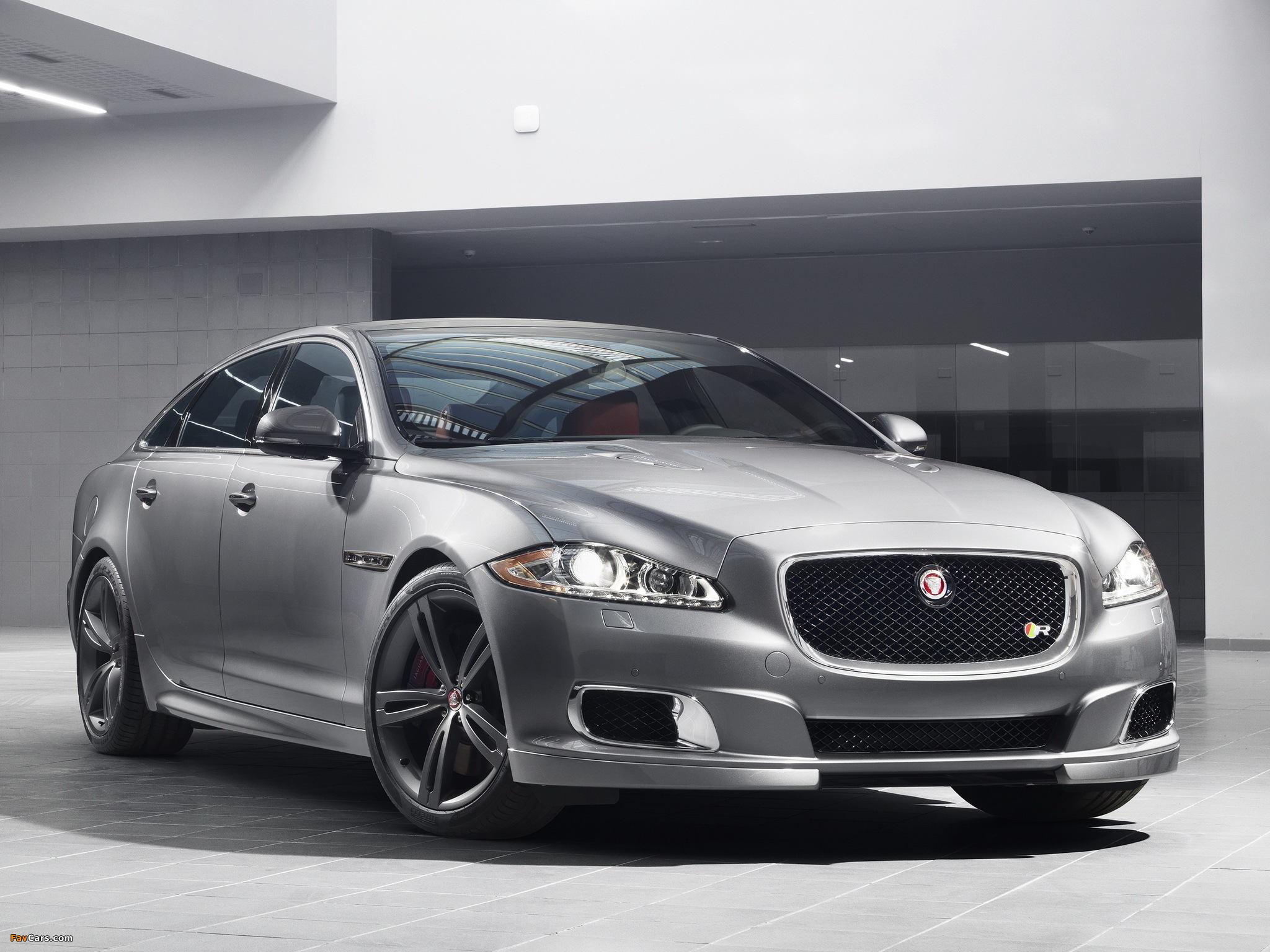 Jaguar XJR (X351) 2013 pictures (2048 x 1536)