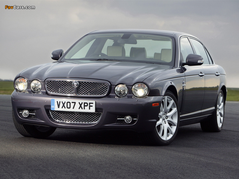 Photos of Jaguar XJ Sovereign (X358) 2007–09 (800 x 600)