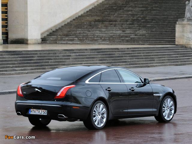 Photos of Jaguar XJ (X351) 2009–15 (640 x 480)