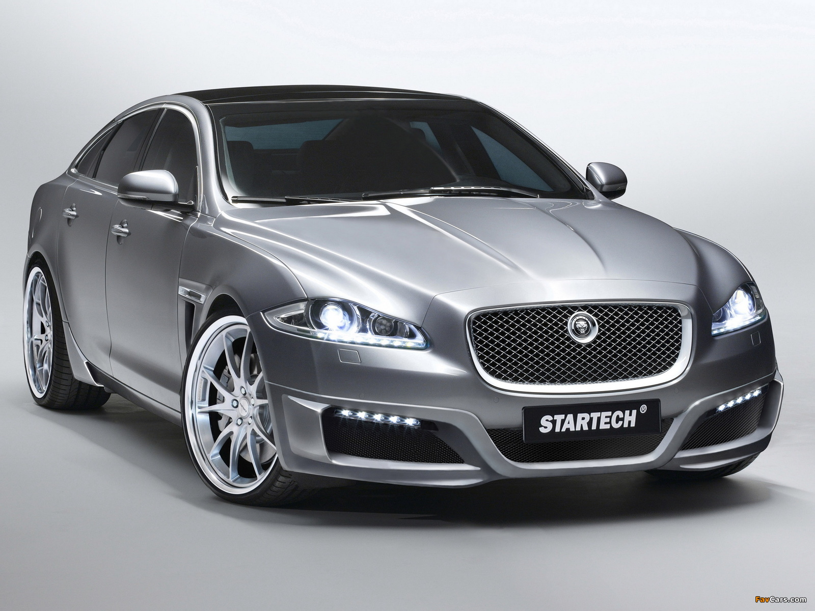 Photos of Startech Jaguar XJ (X351) 2010–11 (1600 x 1200)