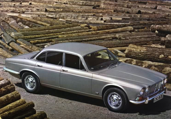 Pictures of Jaguar XJ (Series I) 1968–73